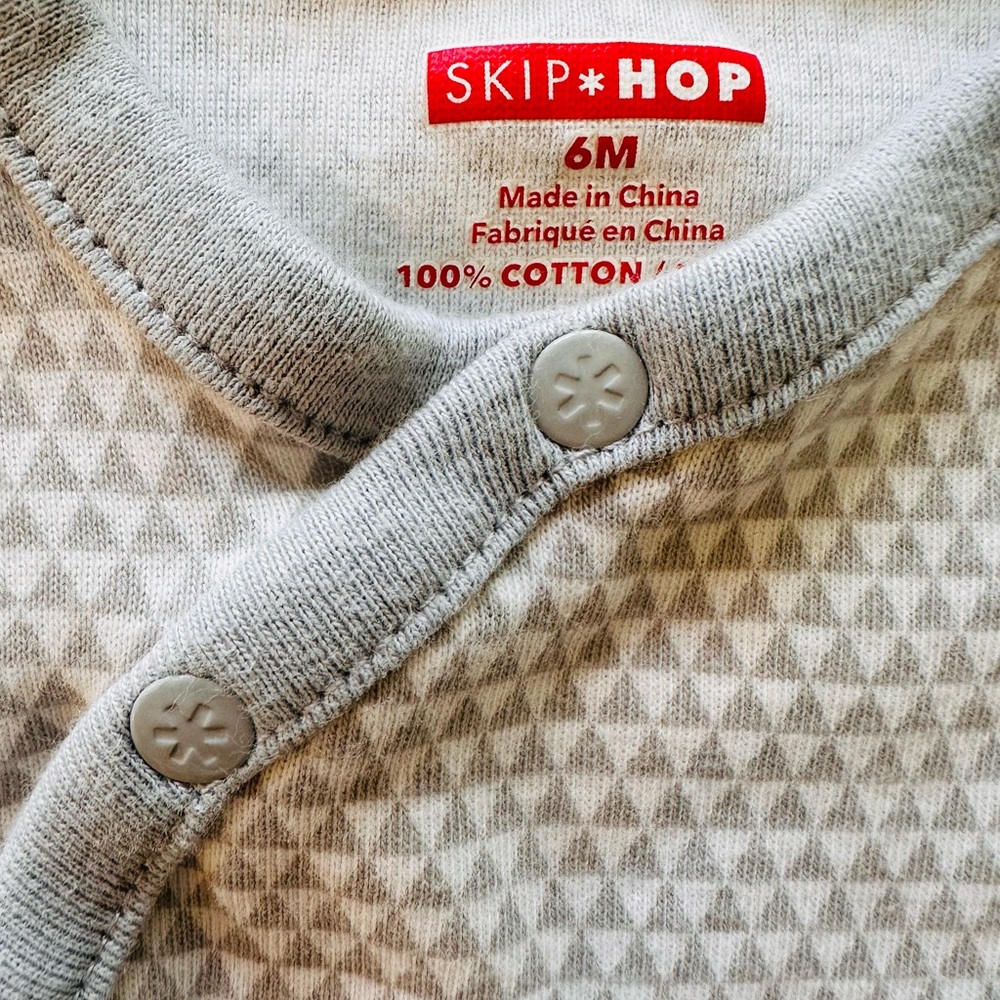 Skip*Hop checkered onesie. Size 6 months - Picture 3 of 3